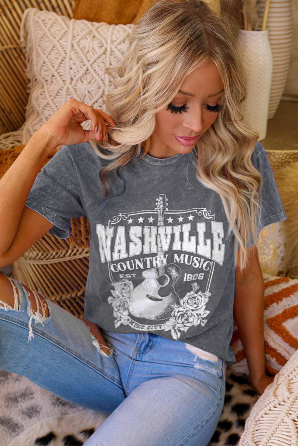 NASHVILLE COUNTRY MUSIC Graphic Round Neck Tee Shirt